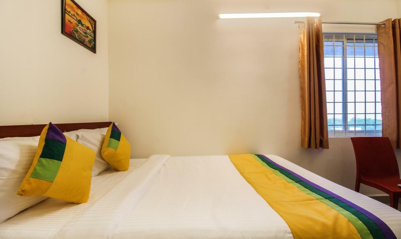 Itsy Hotels Riyas Grand Tirupati Exterior photo