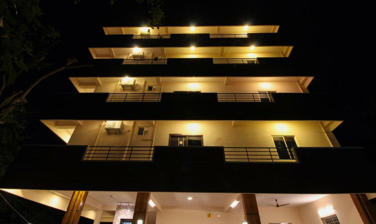 Itsy Hotels Riyas Grand Tirupati Exterior photo